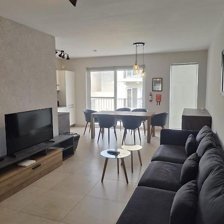Gzira, 2 Bedroom Apartment エクステリア 写真